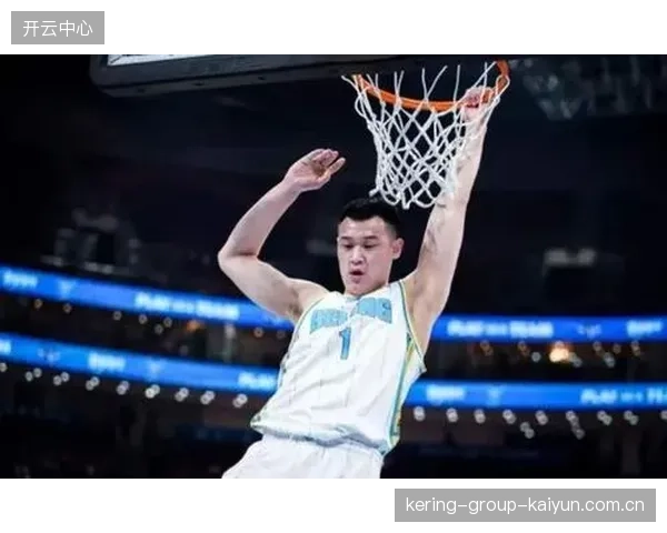CBA内线脚步连续假动作晃开防守完成得分——两段式软文解密